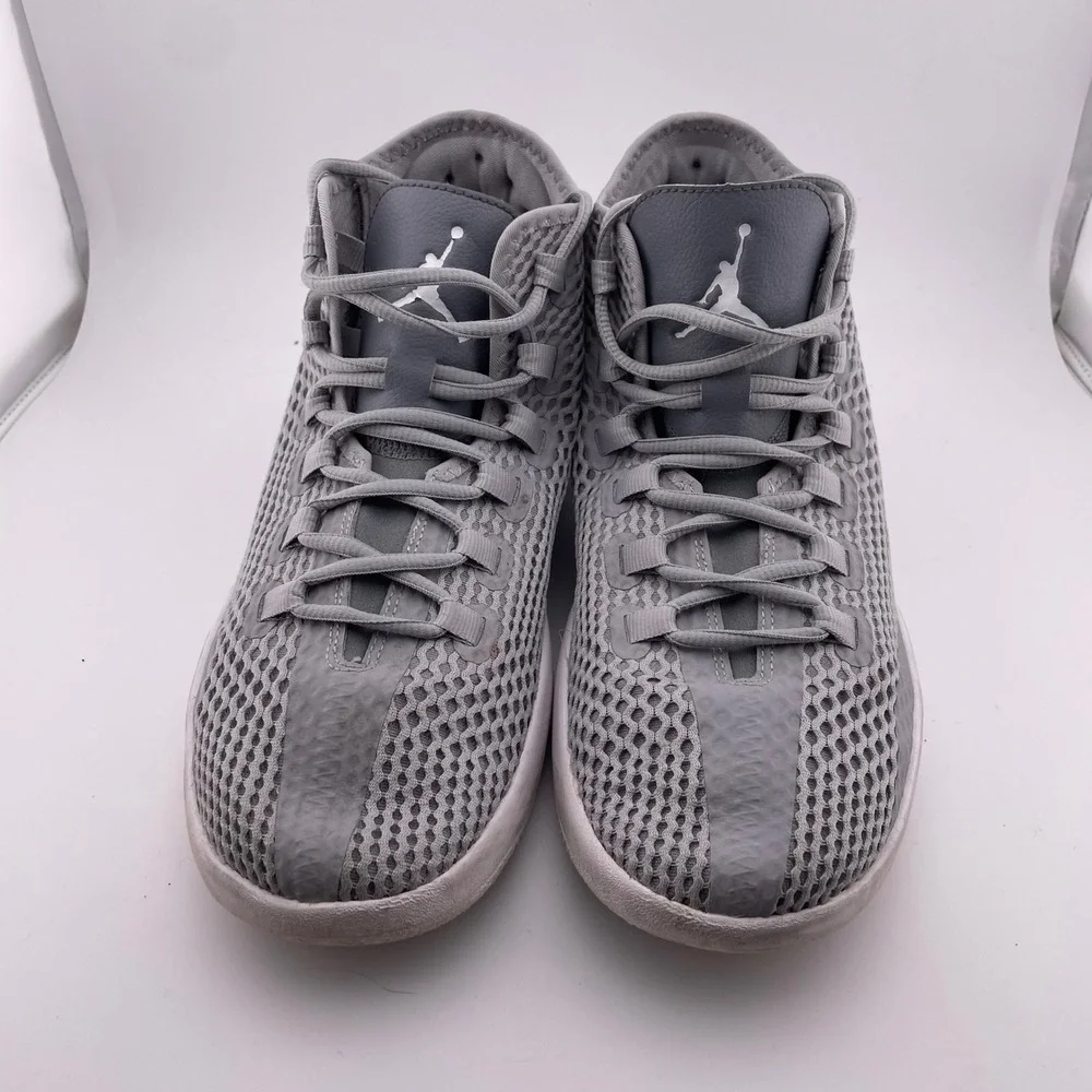Jordan Reveal Fly Unlimited Basketball Shoes Wolf Gray Mens Size 9.5 Sneakers